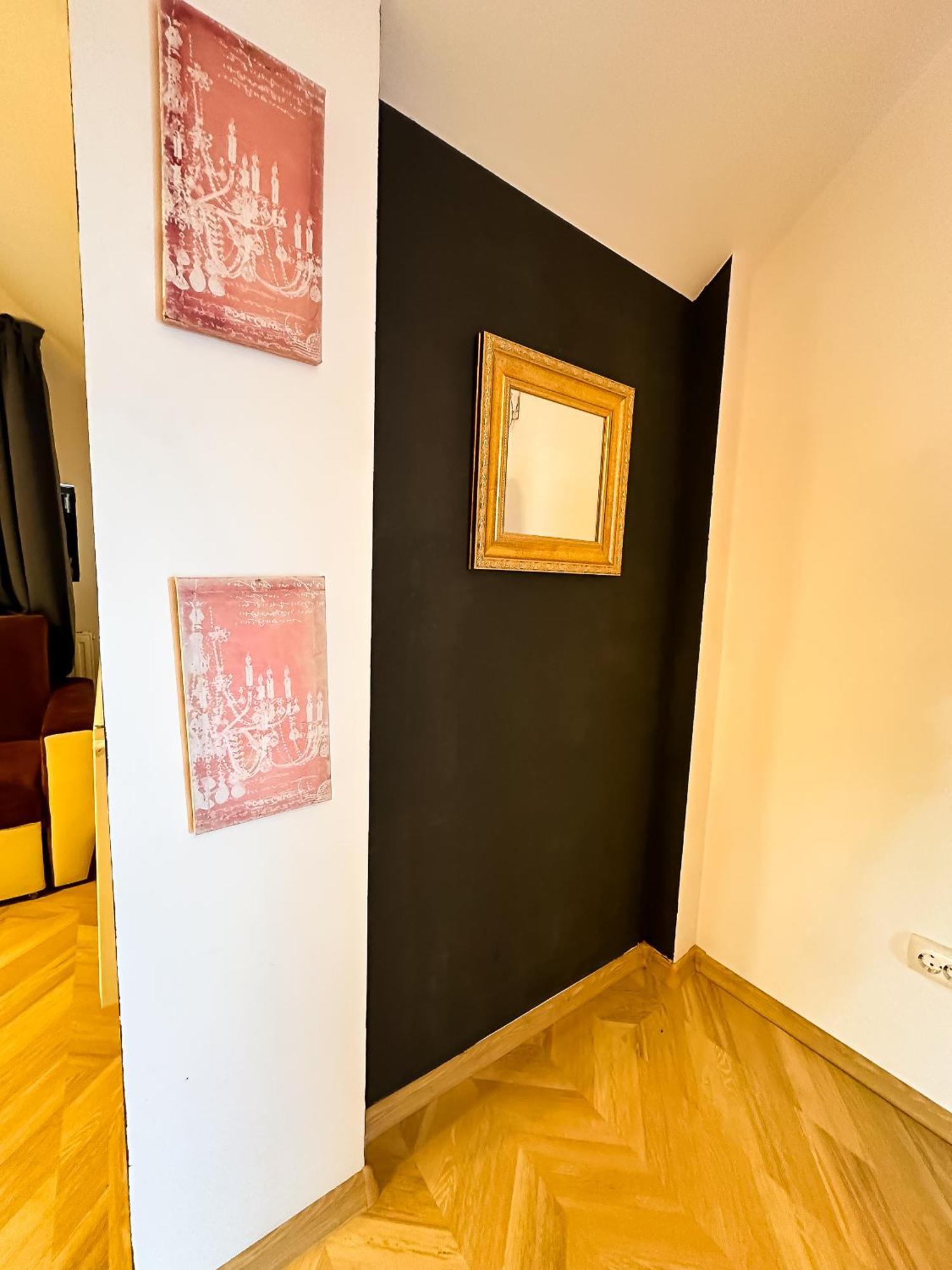 Millenium Apartment Central Craiova Exterior foto
